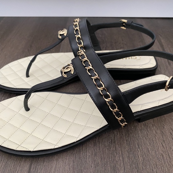 2023 CHANEL CC LOGO BLACK THONG LEATHER FLAT SHOES SANDALS 40 - Picture 13 of 16